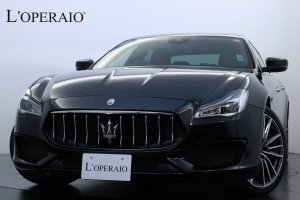 マセラティ クアトロポルテ グランスポーツ ワンオーナー ブラックレザー シートヒーター ベンチレーター カーボンインテリアトリム カーボンスポーツステアリング ハーマンカードンサウンド 【新車保証継承R05年3月迄】