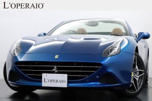 フェラーリ カリフォルニア T F1 DCT 正規ディーラー車 右ハンドル  カーボンLEDステアリング 20インチ鍛造アルミ  Apple Car Play