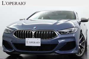 BMW 8シリーズ M850i xDrive coupe 走行距離8,000km台 バルセロナブルー 純正20インチMライトアロイYスポークアルミ【新車保証継承令和04年12月迄】