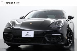 ポルシェ パナメーラ 現行後期型 赤×黒革 21インチエクスクルーシブデザインAW PDLS付LEDヘッドライト アダプティブクルコン 14way電動シート【新車保証継承令和6年3月迄】