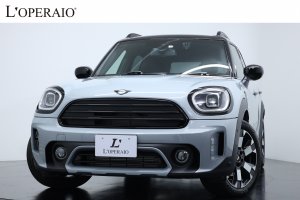 BMW MINI クロスオーバー Cooper D Untamed Edition 特別仕様車 ワンオーナー 専用カラー  専用レザー Apple CarPlay バックカメラ パークアシスト LEDヘッドライト 専用18インチアルミ シートヒーター【新車保証継承令和7年9月迄】