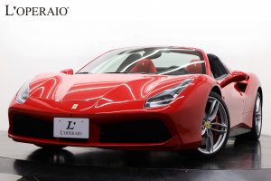 フェラーリ 488 Spyder F1 DCT  20インチ鍛造アルミ フロントリフト カーボンLEDステアリング ヒーター付フル電動シート