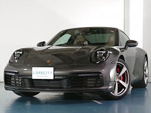 ポルシェ 911(Type992)  カレラ4S PDK 走行300キロ未満 スポーツクロノPKG スポーツエグゾースト(テールパイプシルバー) 20/21インチカレラエクスクルーシブデザインAW【新車保証継承令和8年11月迄】