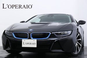 BMW i8 ベースグレード ピュアインパルスPKG 左ハンドル　純正20インチAW　低走行400km台　【新車保証平成31年12月迄】